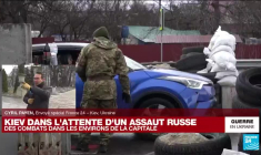 Guerre en Ukraine : Kiev redoute un siège, des explosions autour de la capitale