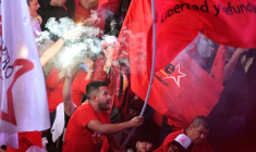 Des partisans de Rixi Moncada, candidate à la présidence du Honduras pour le parti Liberté et Refondation (Libre), assistent à son meeting de clôture de campagne à Tegucigalpa, le 23 novembre 2025 ( AFP / Orlando SIERRA )
