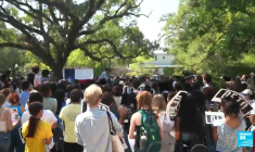 Élections de mi-mandat aux États-Unis : la question de l'avortement au coeur de la campagne