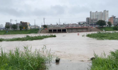 La Corée du Sud est frappée par des glissements de terrain et des inondations ; des centaines de personnes sont évacuées