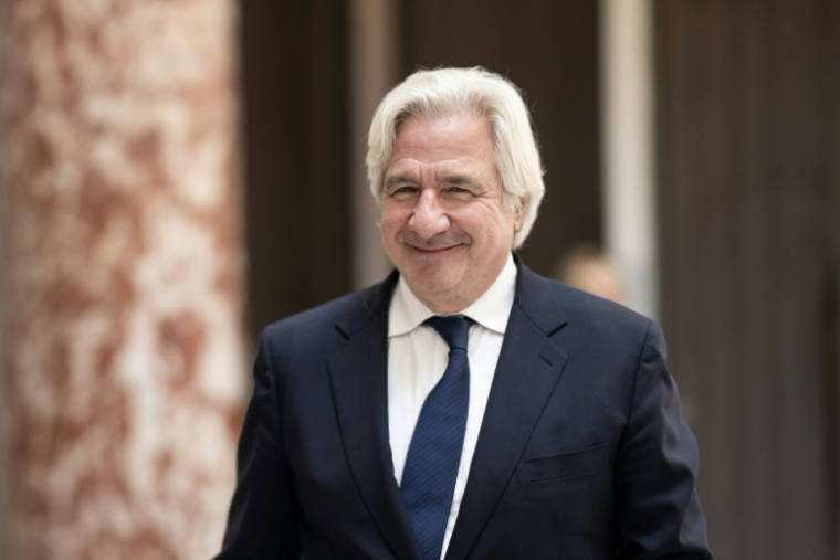 Jean-Pierre Valentini devant le tribunal correctionnel de Marseille, lors du procès pour blanchiment d'argent impliquant la bande criminelle corse du "Petit Bar", le 28 avril 2025 ( AFP / MIGUEL MEDINA )