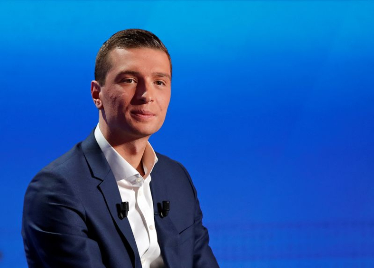 BARDELLA ACCUSE LE CAMP ZEMMOUR DE PROPOSER DE "L'ARGENT" AUX ÉLUS DU RN