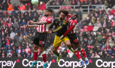 Manchester United cale, Bournemouth et Brighton continuent de rêver