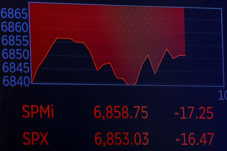 Un écran à la Bourse de New York, le 5 mars 2026 ( AFP / ANGELA WEISS )