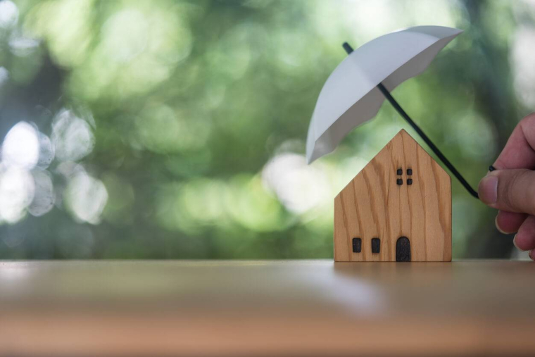 Assurance habitation : êtes-vous bien couvert en cas d’absence prolongée ? / iStock.com - dontree_m