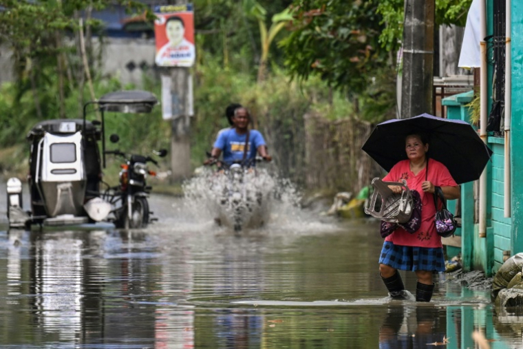Les indondations à Calumpit, à Bulacan, aux Philippines, le 15 septembre 2025 ( AFP / Jam STA ROSA )
