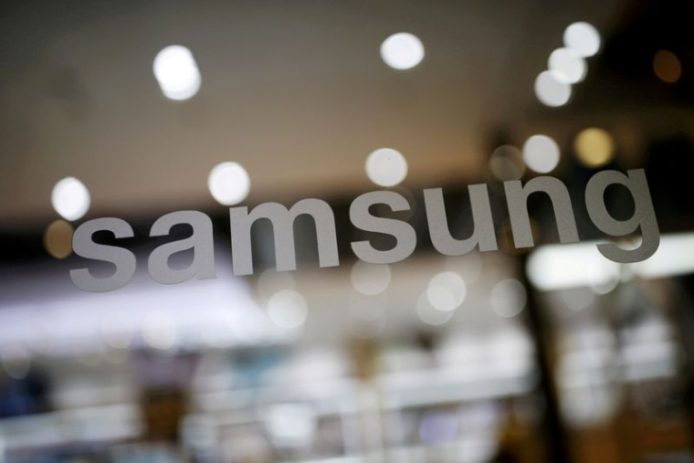 SAMSUNG S'ATTEND À CE QUE DES PÉNURIES DE COMPOSANTS AFFECTENT LA DEMANDE DE PUCES
