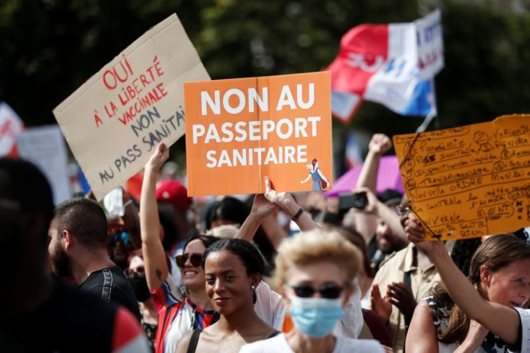 FRANCE: NOUVEAU SAMEDI DE MANIFESTATION CONTRE LE PASS SANITAIRE