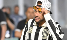 Neymar très incertain pour le début de la Coupe du monde