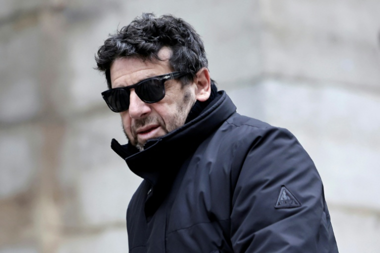 L'acteur et chanteur Patrick Bruel à Paris, le 10 décembre 2024 ( AFP / STEPHANE DE SAKUTIN )
