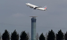 Un avion Airbus A320 d'Air France à l'aéroport Charles-de-Gaulle de Roissy, en France