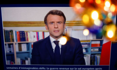 Le président français Macron prononce son discours de Nouvel An