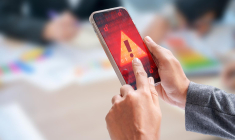 Luttez contre les arnaques sur Facebook grâce à quelques astuces pratiques. ( crédit photo : Getty Images )