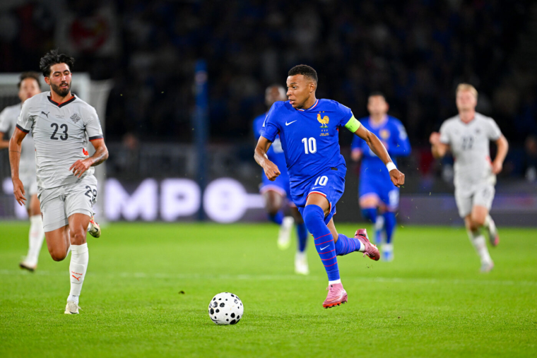 La France évite le blocage face à l'Islande