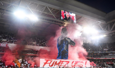 Lucas Chevalier touché et « un peu gêné » par le tifo lillois