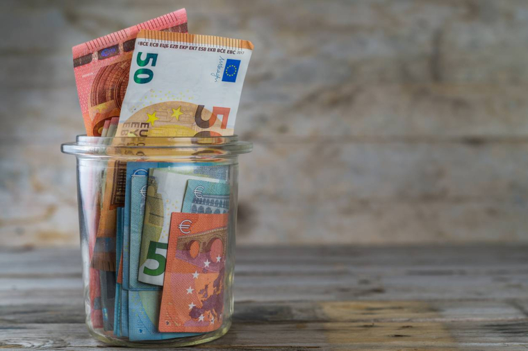 L'épargne des Français en baisse - iStock-ens Domschky
