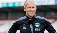 Arjen Robben lance sa carrière de coach