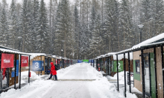 Les mobil-homes du village olympique des Jeux de Milan Cortina, le 3 février 2026 à Cortina d'Ampezzo  ( AFP / Odd ANDERSEN )