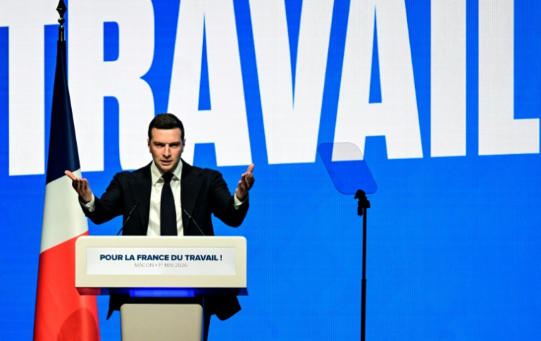 Jordan Bardella le 1er mai 2026, à Mâcon en Saône-et-Loire ( AFP / OLIVIER CHASSIGNOLE )