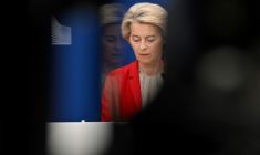 La présidente de la Commission européenne, Ursula von der Leyen, à Bruxelles le 10 juin 2025 ( AFP / Nicolas TUCAT )