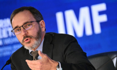 Le chef économiste du Fonds monétaire international (FMI), Pierre-Olivier Gourinchas, à Washington DC, aux Etats-Unis, le 16 avril 2024. ( AFP / MANDEL NGAN )