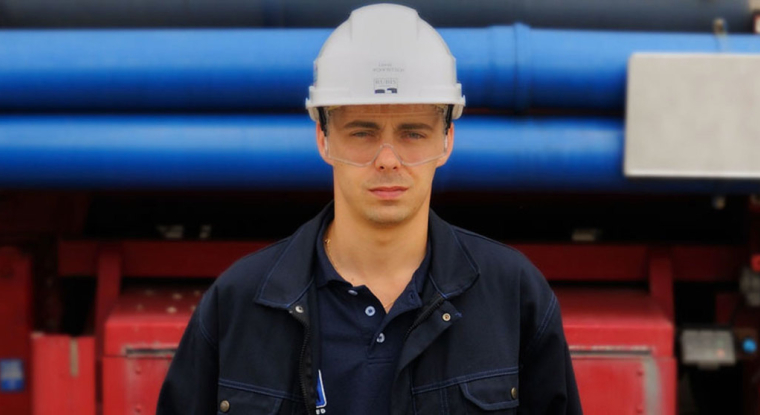 Le cours de l'action est mécaniquement divisé par deux. (© Rubis)