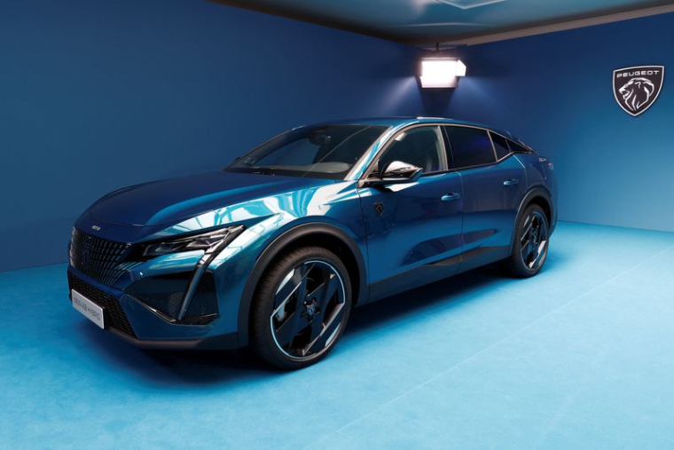 STELLANTIS PRÉPARE L'APRÈS-SUV AVEC SA NOUVELLE PEUGEOT 408