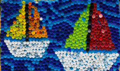 Comment se débarrasser de ce matériau dont on continue à apprécier les capacités de transformation et qu'on prétend recyclable à l'infini? (crédit : Adobe Stock)