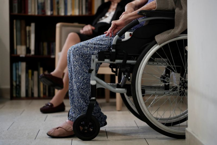 FRANCE: LE CONSEIL D'ETAT AUTORISE CERTAINES SORTIES DE RÉSIDENTS D'EHPAD