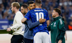 Schalke 04 et Edin Džeko savent comment arroser un titre