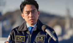 Shinjiro Koizumi à Yokosuka, au Japon, le 30 janvier 2026. ( POOL / EUGENE HOSHIKO )