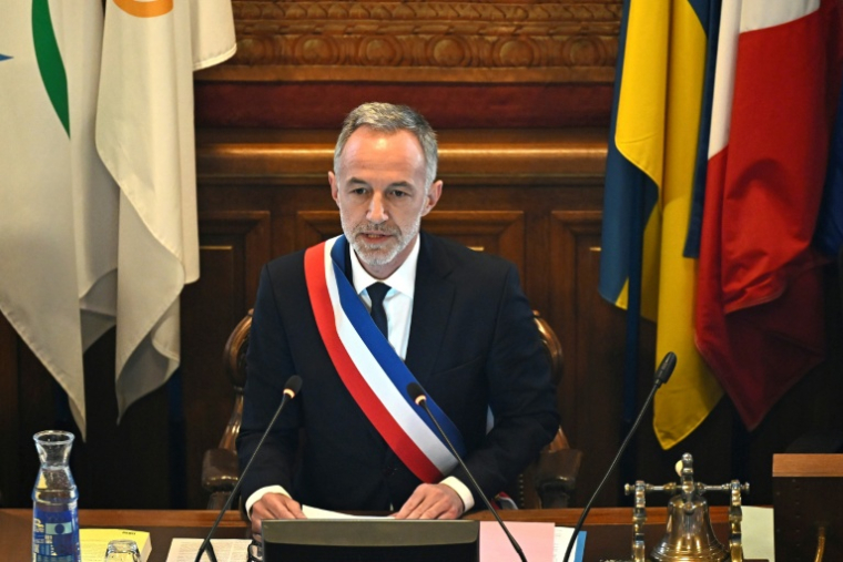Le socialiste Emmanuel Grégoire officiellement élu maire de Paris par les conseillers de la capitale, le 29 mars 2026 ( AFP / JULIEN DE ROSA )