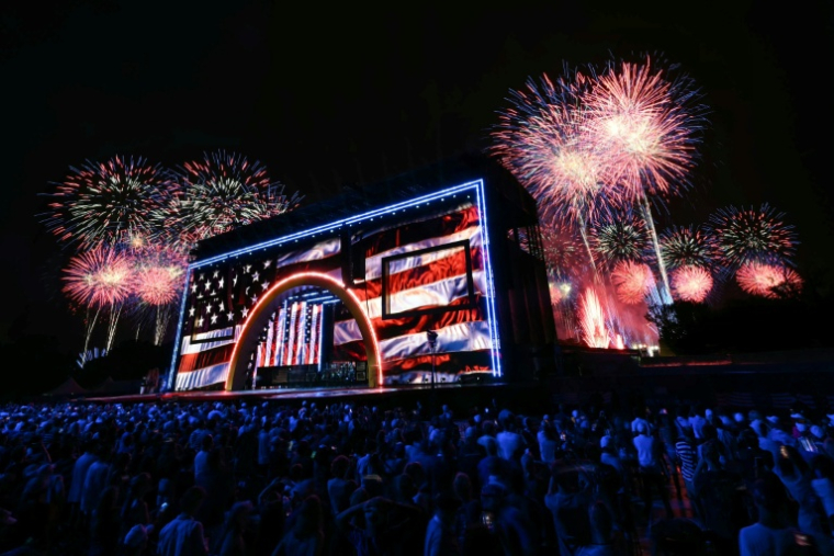 Feu d'artifice à Washington à l'occasion des 250 ans des Etats-Unis, le 4 juillet 2026 ( AFP / Kent NISHIMURA )