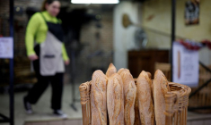 Cuisson du pain au feu de bois à Challans