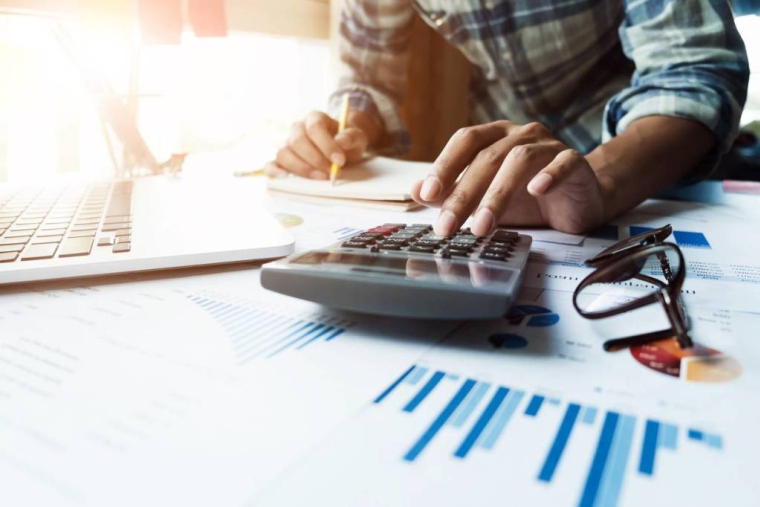 Fiscalité : les cas d’exonération d’impôt sur l’assurance-vie / iStock.com - Natee Meepian