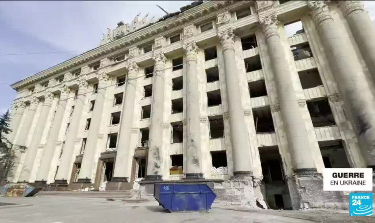 France 24 en Ukraine : au cœur de Kharkiv, cité martyre, bombardée depuis plus d'un mois