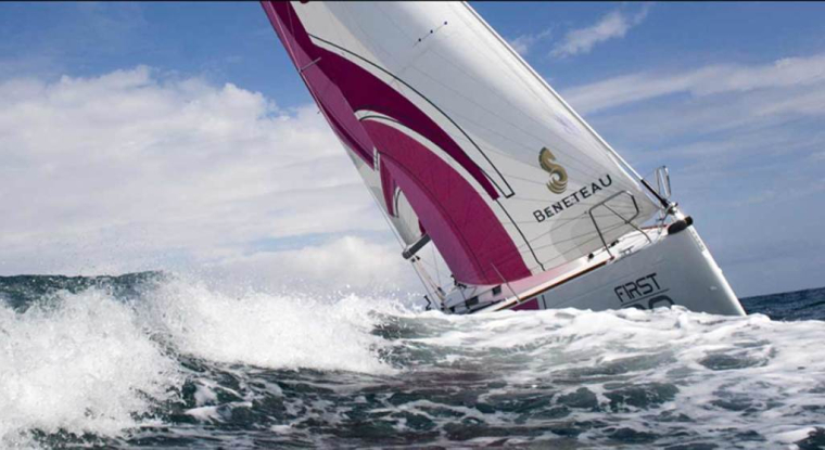 Une baisse des objectifs et les tensions commerciales internationales font chuter le titre du spécialiste des bateaux de plaisance. (© Bénéteau)