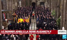 Funérailles d'Elizabeth II : le "Last Post" retentit, suivi de deux minutes de silence