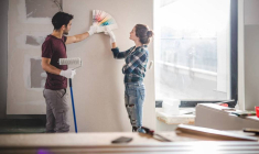 Locataires : peut-on négocier le loyer en cas de travaux à effectuer ? / iStock.com - skynesher