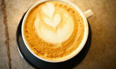 Les coffee shops fleurissent partout en France ( AFP / Kena Betancur )