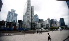 LES BÉNÉFICES MONDIAUX DEVRAIENT BAISSER DE 8% AU TROISIÈME TRIMESTRE