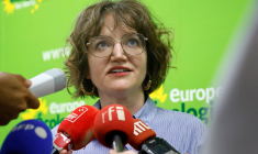 Marie Toussaint à Paris le 10 juillet. ( AFP / LUDOVIC MARIN )