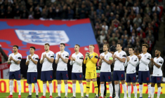L’Angleterre pose un cadre autour des hommages avant les matchs