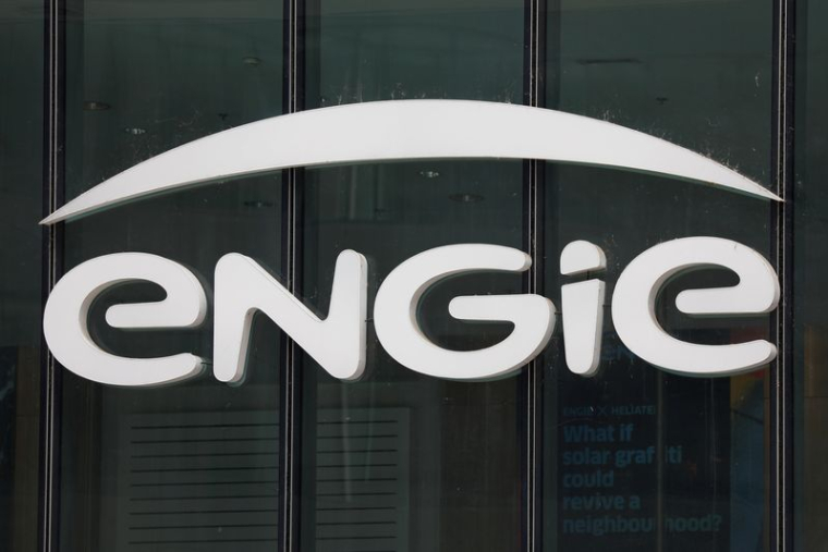 Le logo d'Engie sur la tour de l'entreprise à La Défense