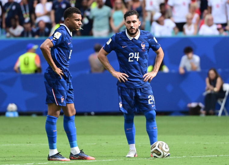 Les Bleus, cible n°1 des insultes pendant le Mondial