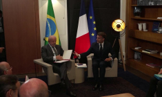 Macron et Lula débutent une réunion bilatérale au G7 à Évian