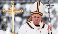 LE PAPE CONDAMNE LA CRUAUTÉ DANS LA GUERRE EN UKRAINE À LA VEILLÉE PASCALE