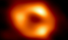 Première image du trou noir au centre de notre galaxie, publiée le 27 mars 2024 par l'Observatoire européen austral ( European Southern Observatory / Handout )