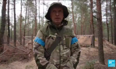 Charnier présumé en Ukraine : des centaines de tombes découvertes à Izioum