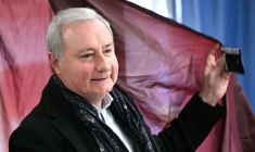 Le maire sortant Jean-Luc Moudenc (divers droite) à Toulouse, le 15 mars 2026 ( AFP / Lionel BONAVENTURE )